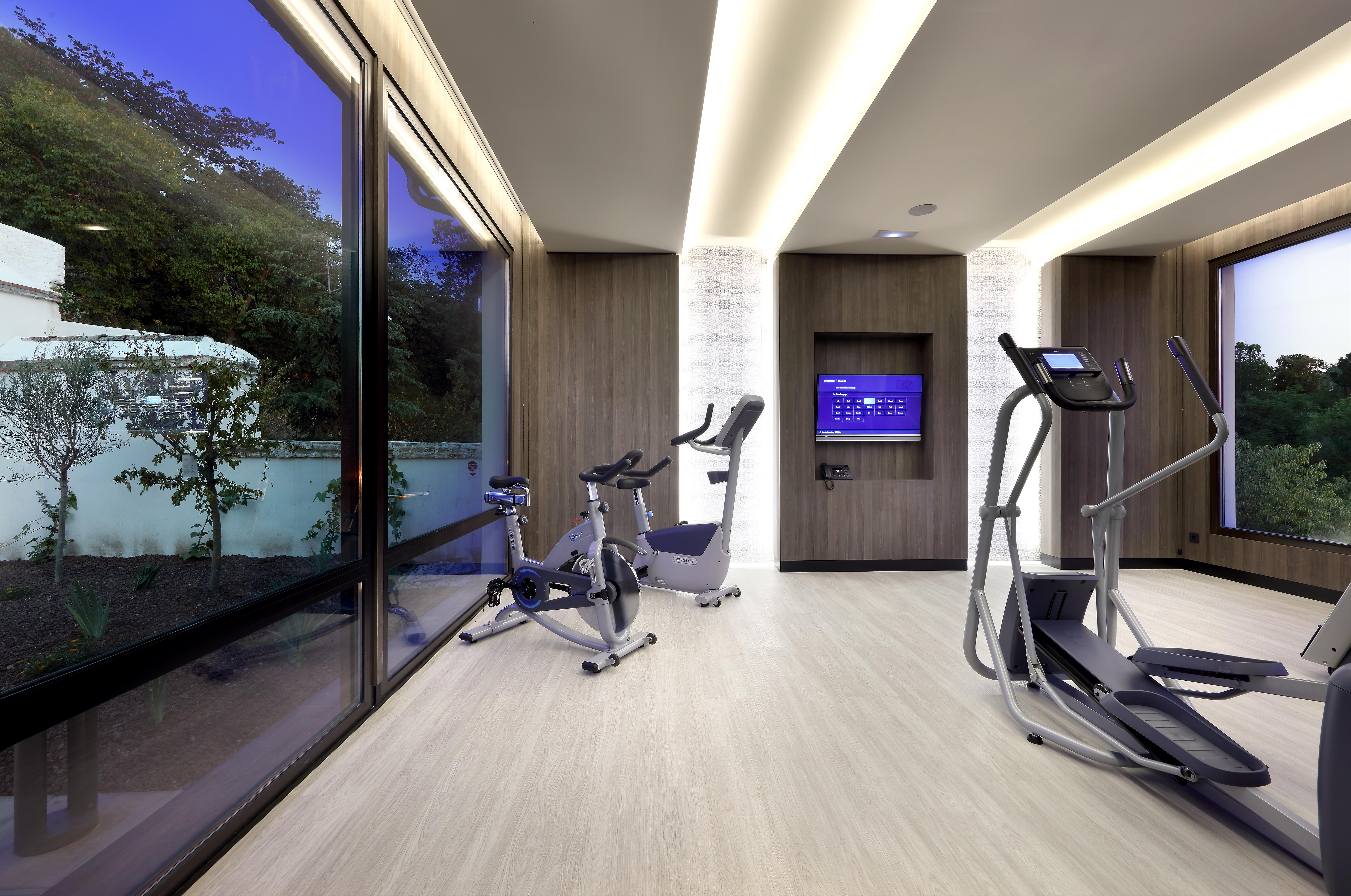 Aurea Washington Irving By Eurostars Hotel Company Granada Ngoại thất bức ảnh The gym at the Mandarin Oriental