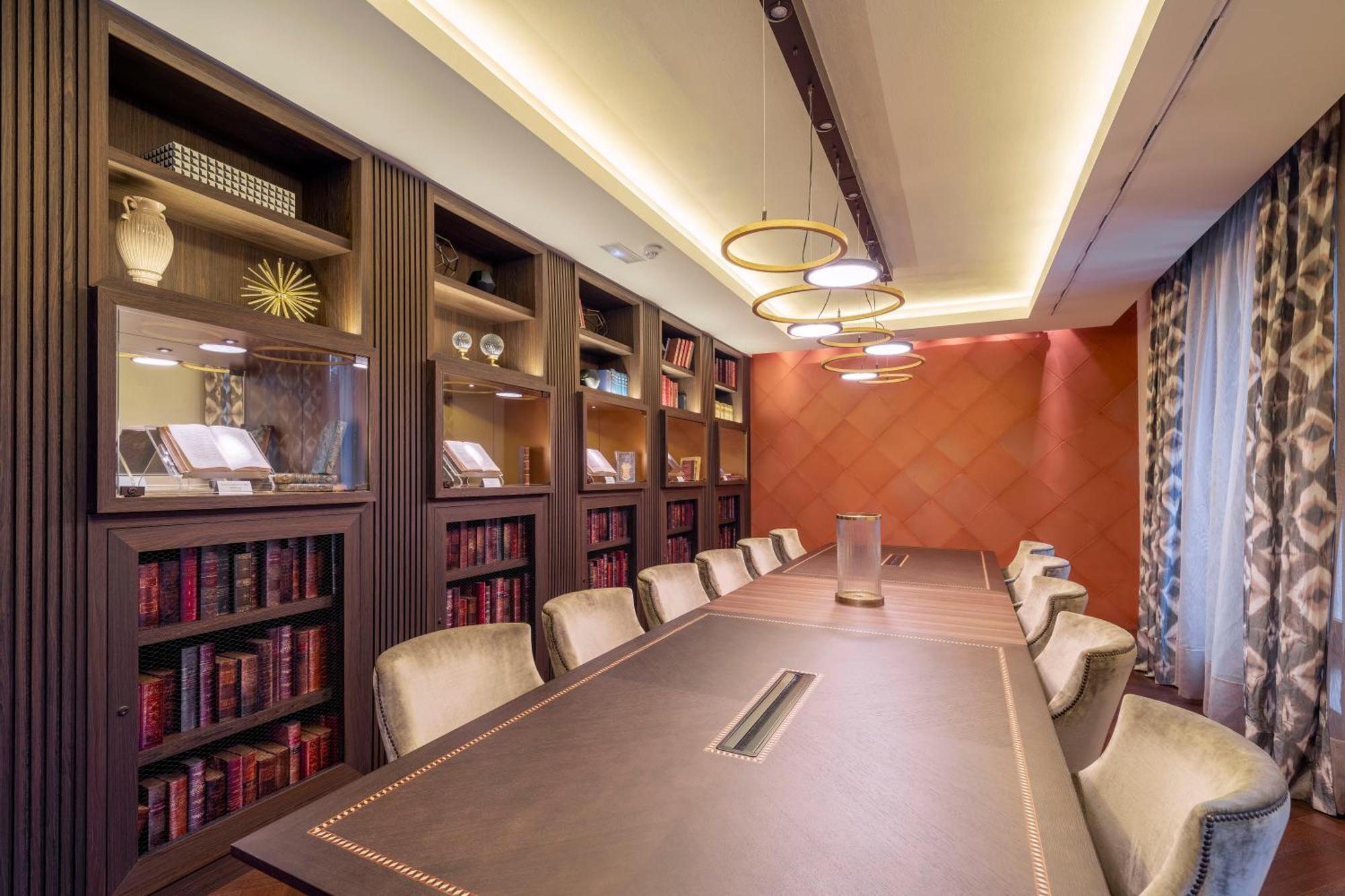 Aurea Washington Irving By Eurostars Hotel Company Granada Ngoại thất bức ảnh Library